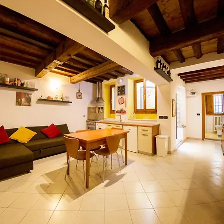Apartment San Frediano District - Florence